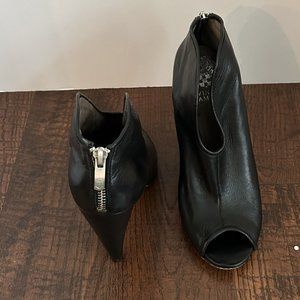 Black Vince Camuto Pumps with Peep Toe